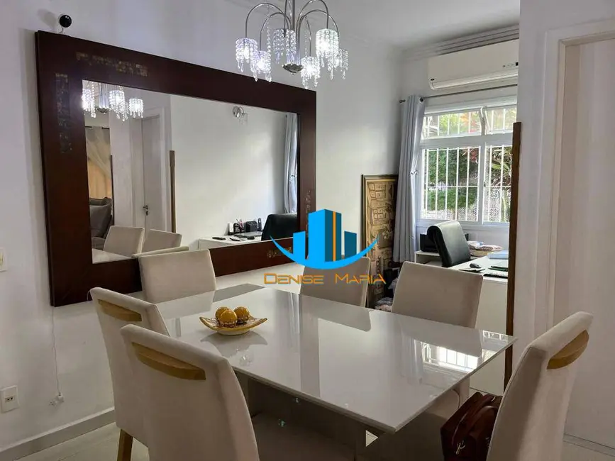 Foto 9 de Casa com 4 quartos à venda, 180m2 em Macuco, Santos - SP