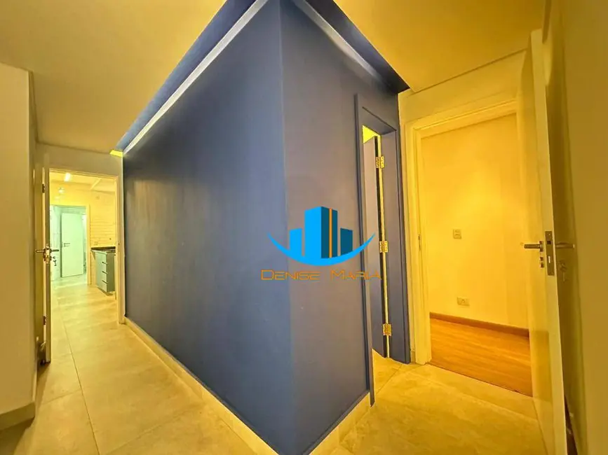 Apartamento com 3 quartos à venda, 168m2 em Gonzaga, Santos - SP - imagem 4 Foto 4 de Apartamento com 3 quartos à venda, 168m2 em Gonzaga, Santos - SP