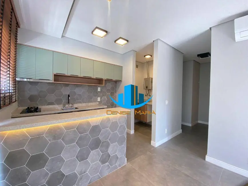 Apartamento com 2 quartos à venda, 85m2 em Gonzaga, Santos - SP - imagem 4 Foto 4 de Apartamento com 2 quartos à venda, 85m2 em Gonzaga, Santos - SP