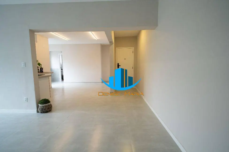 Foto 4 de Apartamento com 2 quartos à venda, 135m2 em Gonzaga, Santos - SP