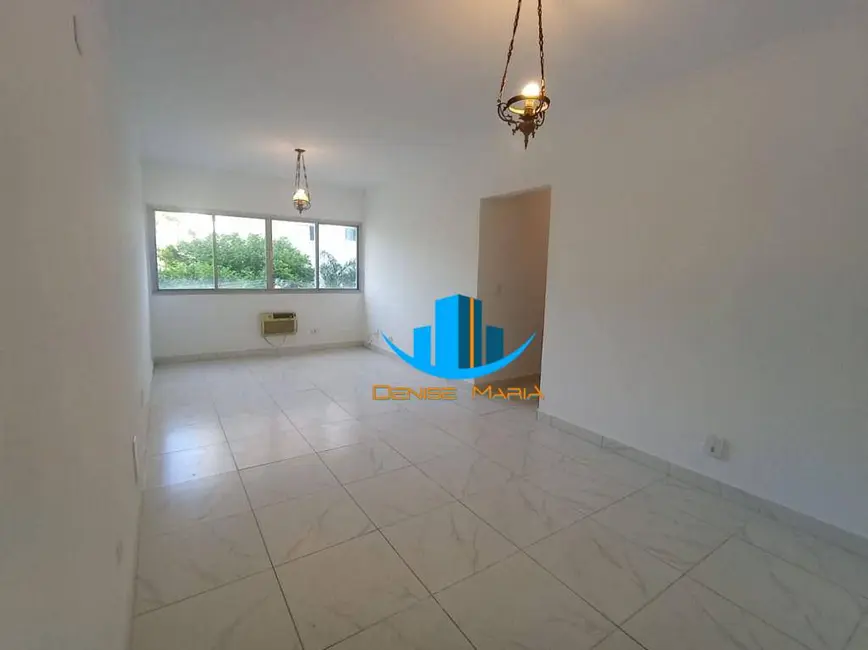 Apartamento com 2 quartos à venda, 118m2 em Gonzaga, Santos - SP - imagem 1 Foto 1 de Apartamento com 2 quartos à venda, 118m2 em Gonzaga, Santos - SP