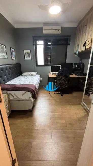 Apartamento com 3 quartos à venda, 131m2 em Pompéia, Santos - SP - imagem 9 Foto 9 de Apartamento com 3 quartos à venda, 131m2 em Pompéia, Santos - SP