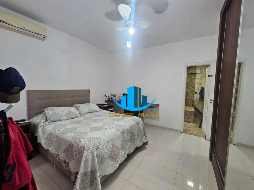 Apartamento com 3 quartos à venda, 202m2 em Ponta da Praia, Santos - SP - imagem 6 Foto 6 de Apartamento com 3 quartos à venda, 202m2 em Ponta da Praia, Santos - SP