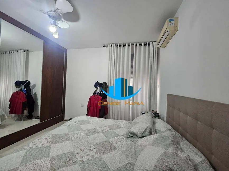 Apartamento com 3 quartos à venda, 202m2 em Ponta da Praia, Santos - SP - imagem 8 Foto 8 de Apartamento com 3 quartos à venda, 202m2 em Ponta da Praia, Santos - SP