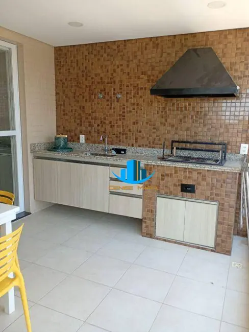 Apartamento com 3 quartos para alugar, 162m2 em Embaré, Santos - SP - imagem 2 Foto 2 de Apartamento com 3 quartos para alugar, 162m2 em Embaré, Santos - SP