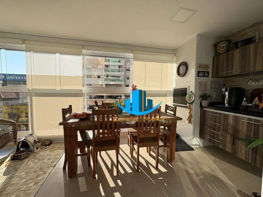 Apartamento com 3 quartos à venda, 142m2 em Ponta da Praia, Santos - SP - imagem 2 Foto 2 de Apartamento com 3 quartos à venda, 142m2 em Ponta da Praia, Santos - SP