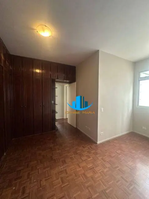 Apartamento com 3 quartos para alugar, 161m2 em Gonzaga, Santos - SP - imagem 4 Foto 4 de Apartamento com 3 quartos para alugar, 161m2 em Gonzaga, Santos - SP