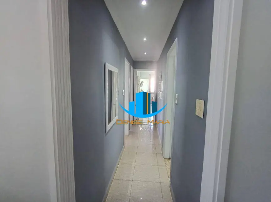 Apartamento com 3 quartos à venda, 169m2 em Ponta da Praia, Santos - SP - imagem 3 Foto 3 de Apartamento com 3 quartos à venda, 169m2 em Ponta da Praia, Santos - SP