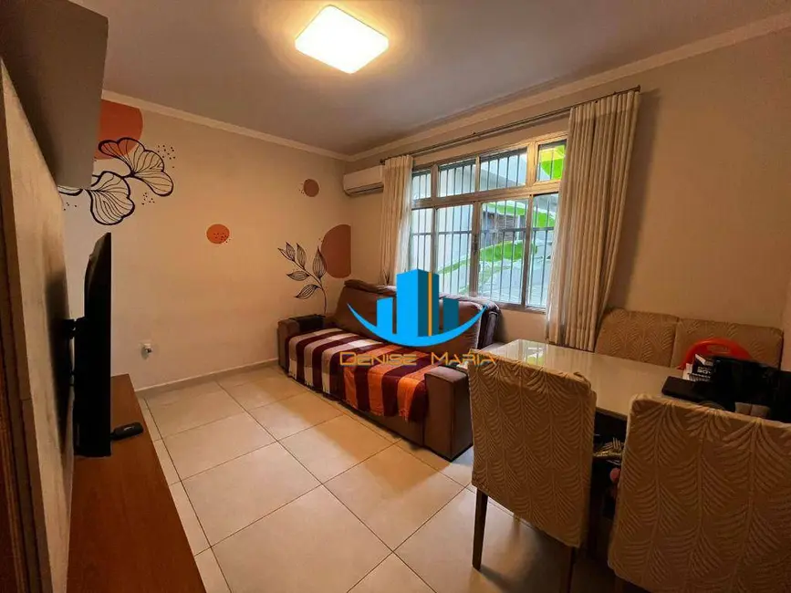 Foto 2 de Apartamento com 2 quartos à venda, 72m2 em Embaré, Santos - SP