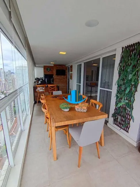 Foto 3 de Apartamento com 3 quartos à venda, 220m2 em Embaré, Santos - SP