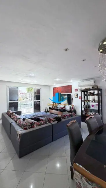 Foto 4 de Casa com 3 quartos à venda, 157m2 em Embaré, Santos - SP