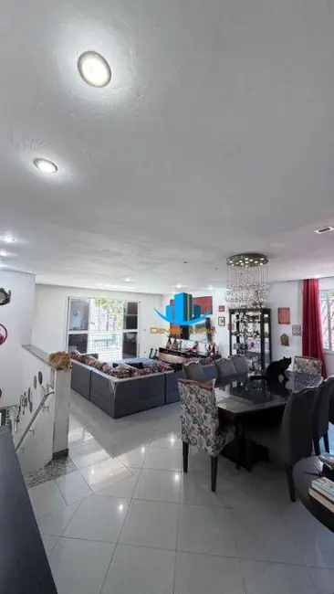 Foto 5 de Casa com 3 quartos à venda, 157m2 em Embaré, Santos - SP