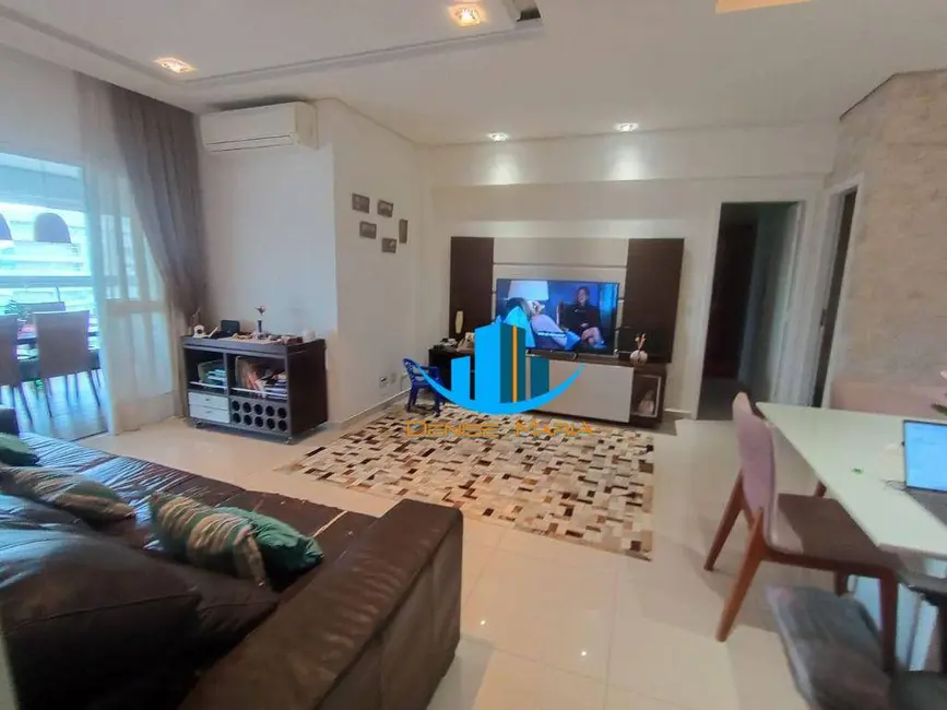 Apartamento com 3 quartos à venda, 168m2 em Gonzaga, Santos - SP - imagem 6 Foto 6 de Apartamento com 3 quartos à venda, 168m2 em Gonzaga, Santos - SP