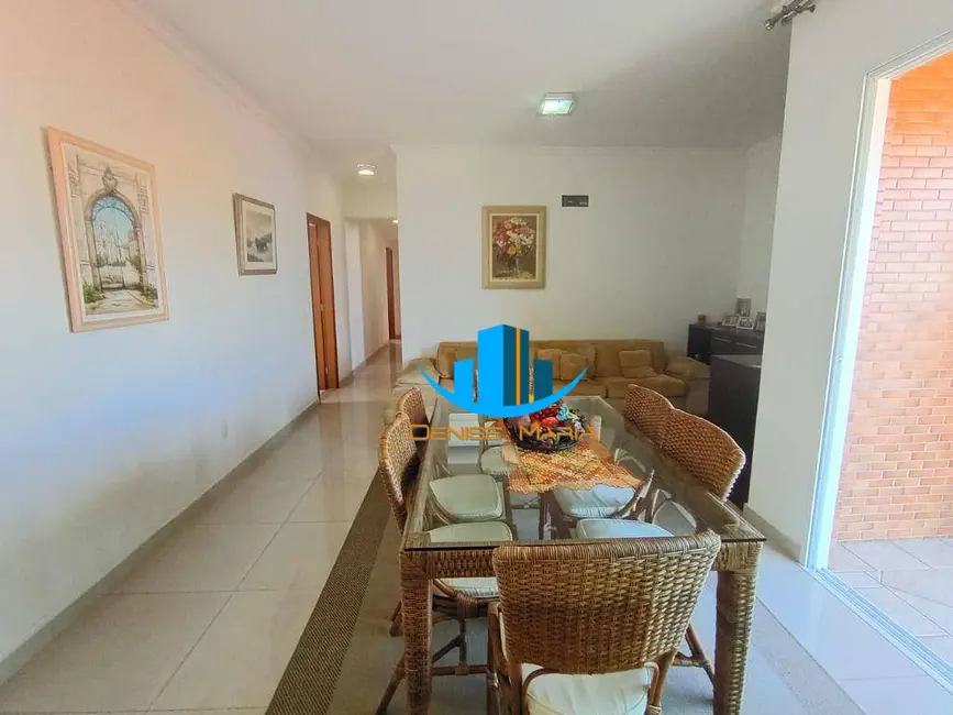 Foto 2 de Apartamento com 3 quartos à venda, 165m2 em Embaré, Santos - SP