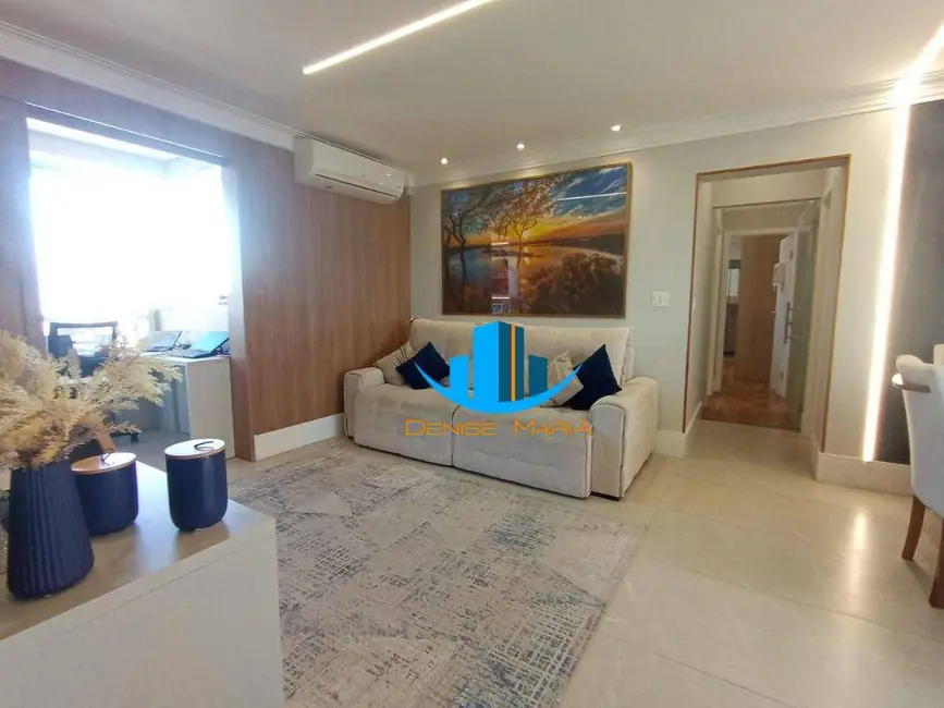 Apartamento com 3 quartos à venda, 180m2 em Gonzaga, Santos - SP - imagem 4 Foto 4 de Apartamento com 3 quartos à venda, 180m2 em Gonzaga, Santos - SP