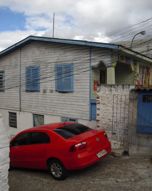 Foto 1 de Terreno / Lote à venda, 207m2 em Cavalhada, Porto Alegre - RS