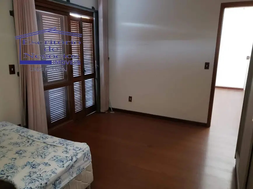 Casa com 4 quartos à venda, 268m2 em Cavalhada, Porto Alegre - RS - imagem 7 Foto 7 de Casa com 4 quartos à venda, 268m2 em Cavalhada, Porto Alegre - RS