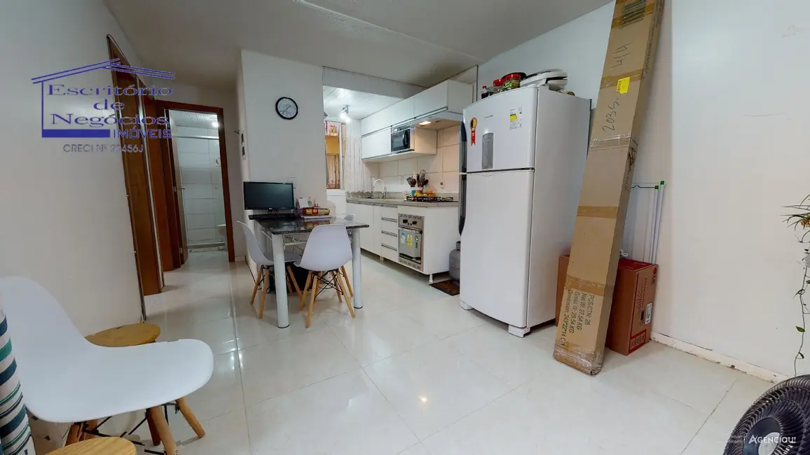 Foto 2 de Apartamento com 2 quartos à venda, 38m2 em Rubem Berta, Porto Alegre - RS
