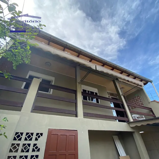 Foto 1 de Casa com 3 quartos à venda, 192m2 em Vila Nova, Porto Alegre - RS