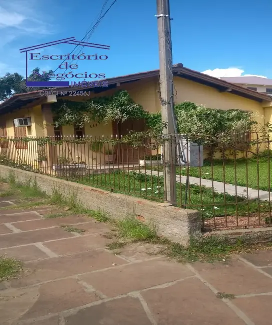 Foto 2 de Casa com 3 quartos à venda, 100m2 em Cavalhada, Porto Alegre - RS