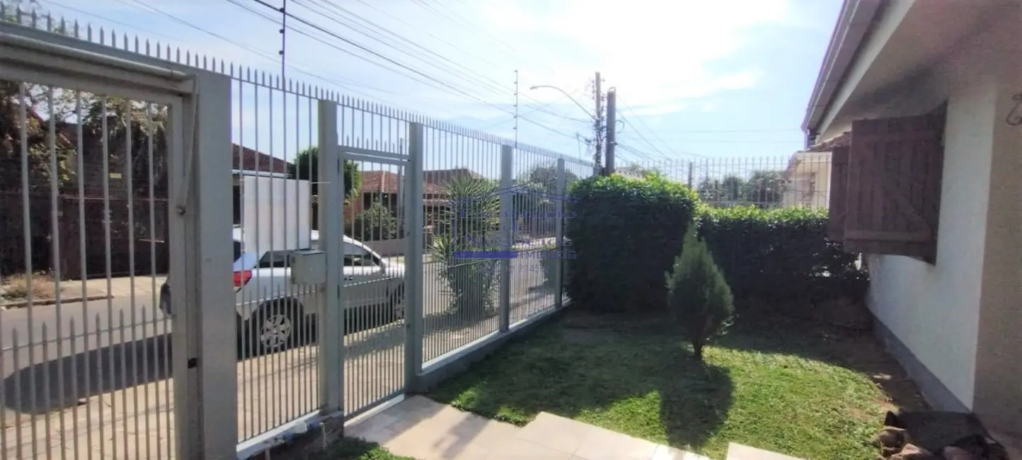 Casa com 2 quartos à venda, 117m2 em Cavalhada, Porto Alegre - RS - imagem 3 Foto 3 de Casa com 2 quartos à venda, 117m2 em Cavalhada, Porto Alegre - RS