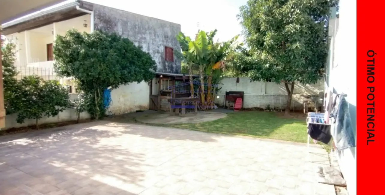 Casa com 2 quartos à venda, 117m2 em Cavalhada, Porto Alegre - RS - imagem 2 Foto 2 de Casa com 2 quartos à venda, 117m2 em Cavalhada, Porto Alegre - RS