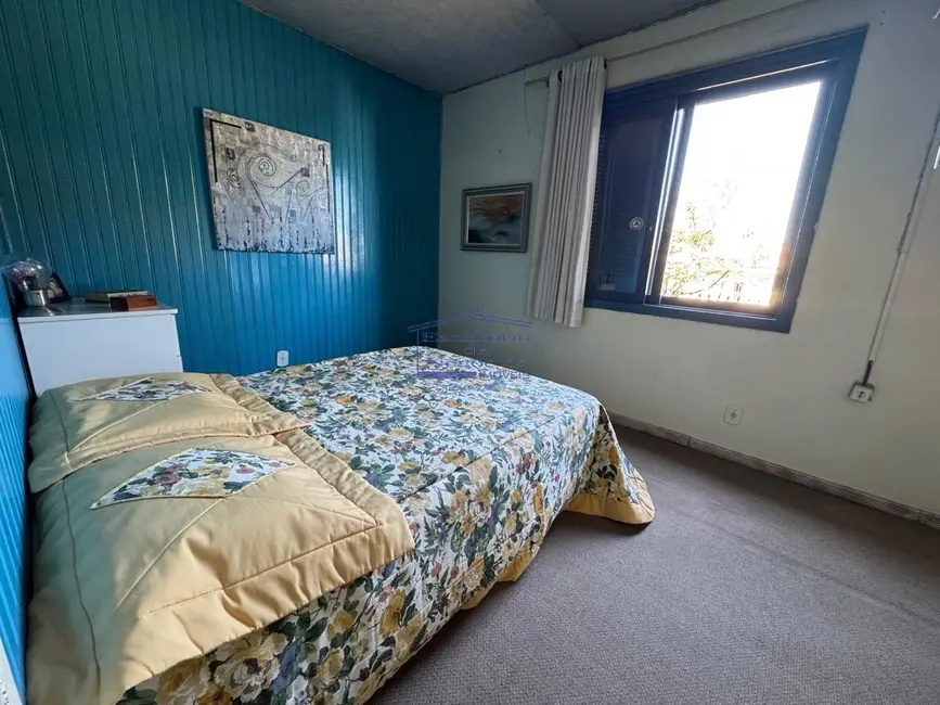 Casa com 4 quartos à venda, 174m2 em Cavalhada, Porto Alegre - RS - imagem 9 Foto 9 de Casa com 4 quartos à venda, 174m2 em Cavalhada, Porto Alegre - RS