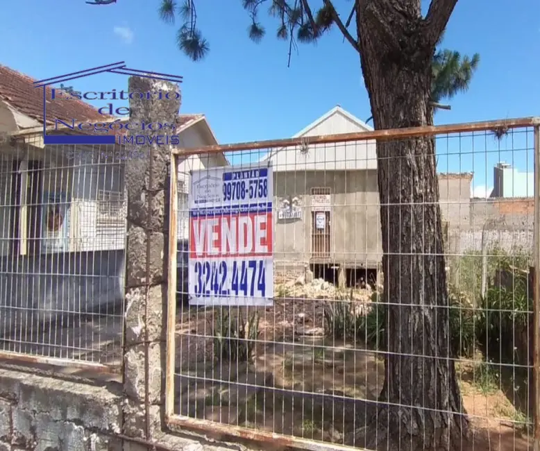 Foto 2 de Terreno / Lote à venda, 320m2 em Cavalhada, Porto Alegre - RS