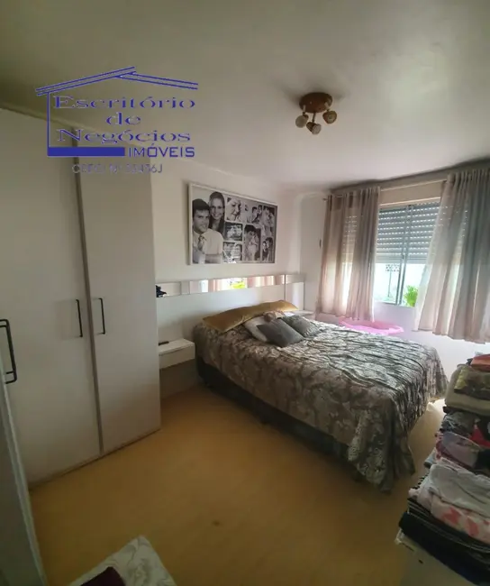 Apartamento com 2 quartos à venda, 57m2 em Azenha, Porto Alegre - RS - imagem 9 Foto 9 de Apartamento com 2 quartos à venda, 57m2 em Azenha, Porto Alegre - RS