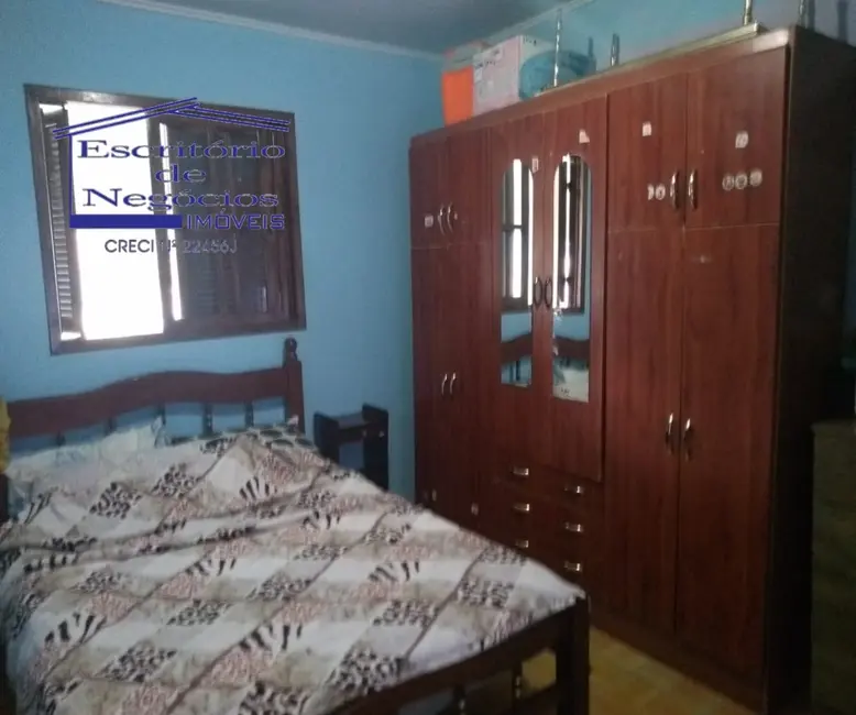 Casa com 3 quartos à venda, 80m2 em Cavalhada, Porto Alegre - RS - imagem 6 Foto 6 de Casa com 3 quartos à venda, 80m2 em Cavalhada, Porto Alegre - RS