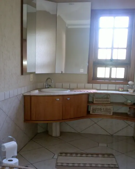 Casa com 6 quartos à venda, 500m2 em Belém Velho, Porto Alegre - RS - imagem 7 Foto 7 de Casa com 6 quartos à venda, 500m2 em Belém Velho, Porto Alegre - RS