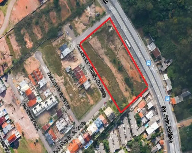 Foto 1 de Terreno / Lote à venda, 741m2 em Cavalhada, Porto Alegre - RS