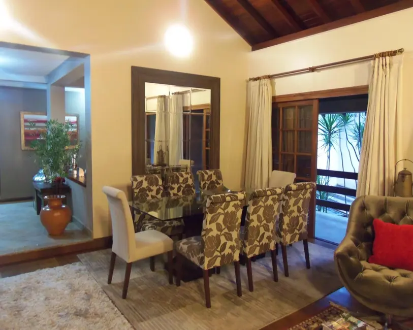 Foto 4 de Casa com 3 quartos à venda, 500m2 em Cavalhada, Porto Alegre - RS