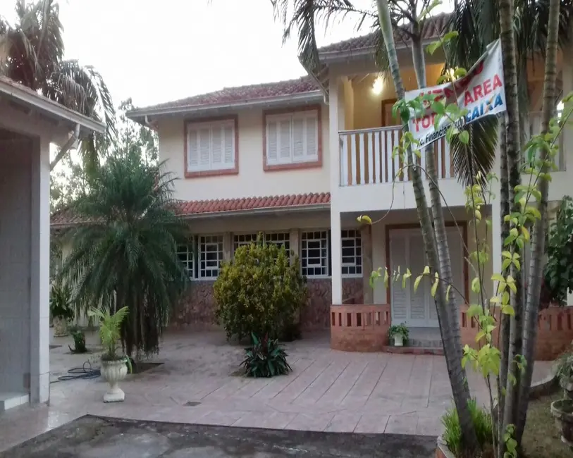 Casa com 4 quartos à venda, 300m2 em Belém Novo, Porto Alegre - RS - imagem 5 Foto 5 de Casa com 4 quartos à venda, 300m2 em Belém Novo, Porto Alegre - RS