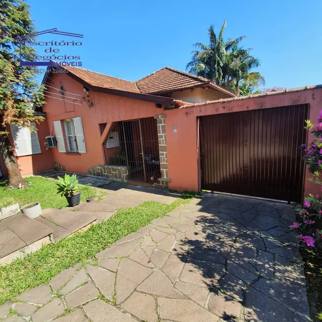 Foto 1 de Casa com 4 quartos à venda, 106m2 em Santa Tereza, Porto Alegre - RS