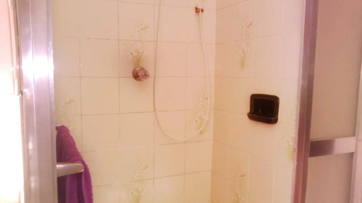 Casa com 3 quartos à venda, 112m2 em Camaquã, Porto Alegre - RS - imagem 8 Foto 8 de Casa com 3 quartos à venda, 112m2 em Camaquã, Porto Alegre - RS