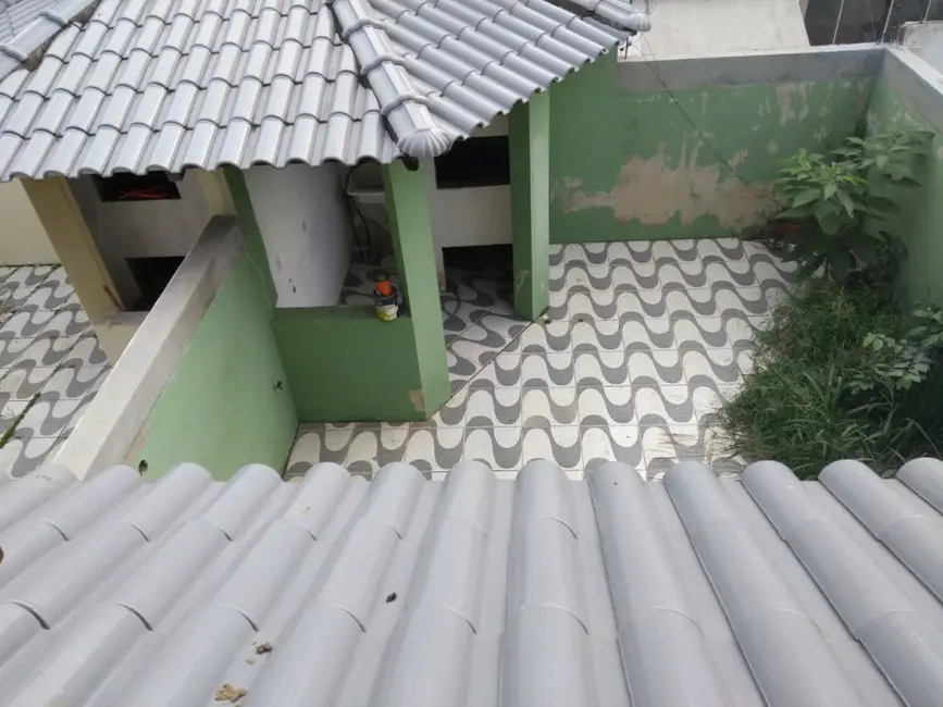 Foto 2 de Casa com 2 quartos à venda, 100m2 em Guarujá, Porto Alegre - RS