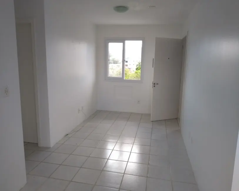 Foto 1 de Apartamento com 2 quartos à venda, 48m2 em Restinga, Porto Alegre - RS