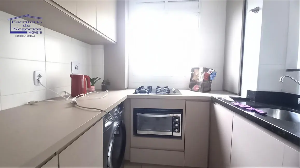 Foto 2 de Apartamento com 2 quartos à venda, 48m2 em Cavalhada, Porto Alegre - RS