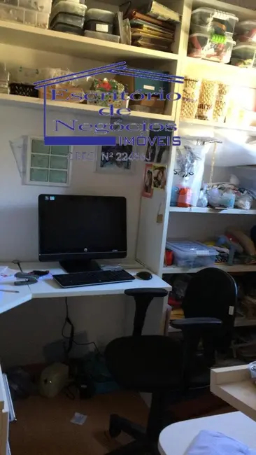 Casa com 3 quartos à venda, 195m2 em Teresópolis, Porto Alegre - RS - imagem 7 Foto 7 de Casa com 3 quartos à venda, 195m2 em Teresópolis, Porto Alegre - RS