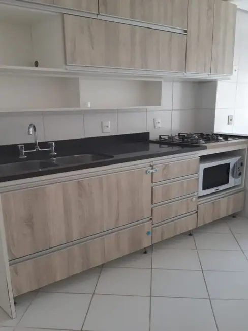 Apartamento com 3 quartos para alugar, 71m2 em Cavalhada, Porto Alegre - RS - imagem 8 Foto 8 de Apartamento com 3 quartos para alugar, 71m2 em Cavalhada, Porto Alegre - RS