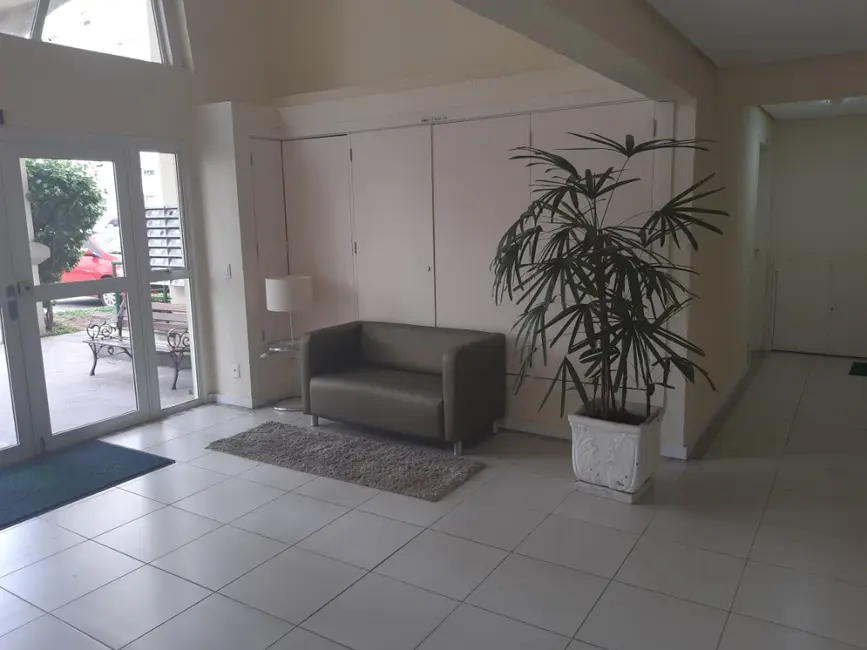 Apartamento com 3 quartos para alugar, 71m2 em Cavalhada, Porto Alegre - RS - imagem 5 Foto 5 de Apartamento com 3 quartos para alugar, 71m2 em Cavalhada, Porto Alegre - RS