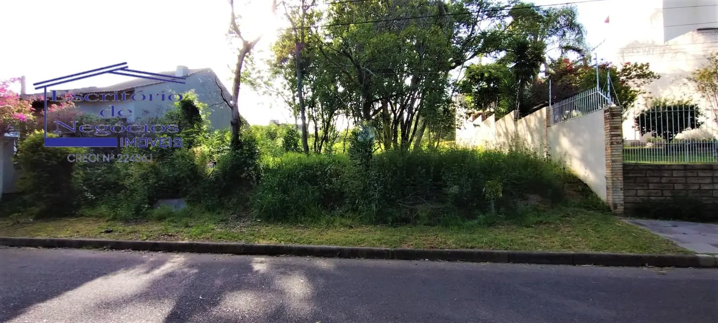 Foto 1 de Terreno / Lote à venda, 304m2 em Espírito Santo, Porto Alegre - RS