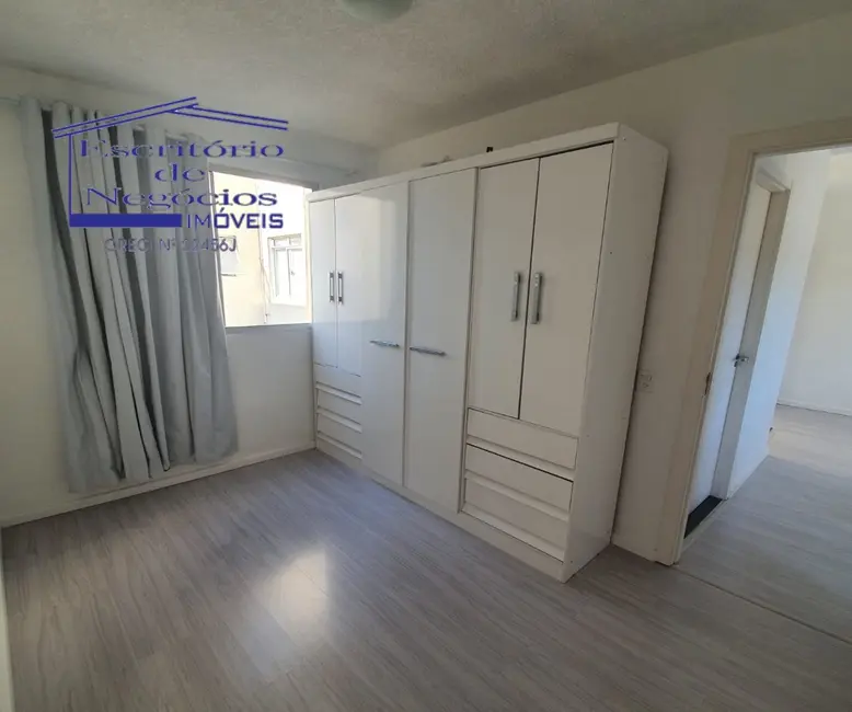 Foto 9 de Apartamento com 2 quartos à venda, 40m2 em Cavalhada, Porto Alegre - RS