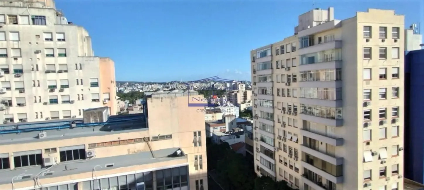 Apartamento com 3 quartos à venda, 123m2 em Independência, Porto Alegre - RS - imagem 4 Foto 4 de Apartamento com 3 quartos à venda, 123m2 em Independência, Porto Alegre - RS