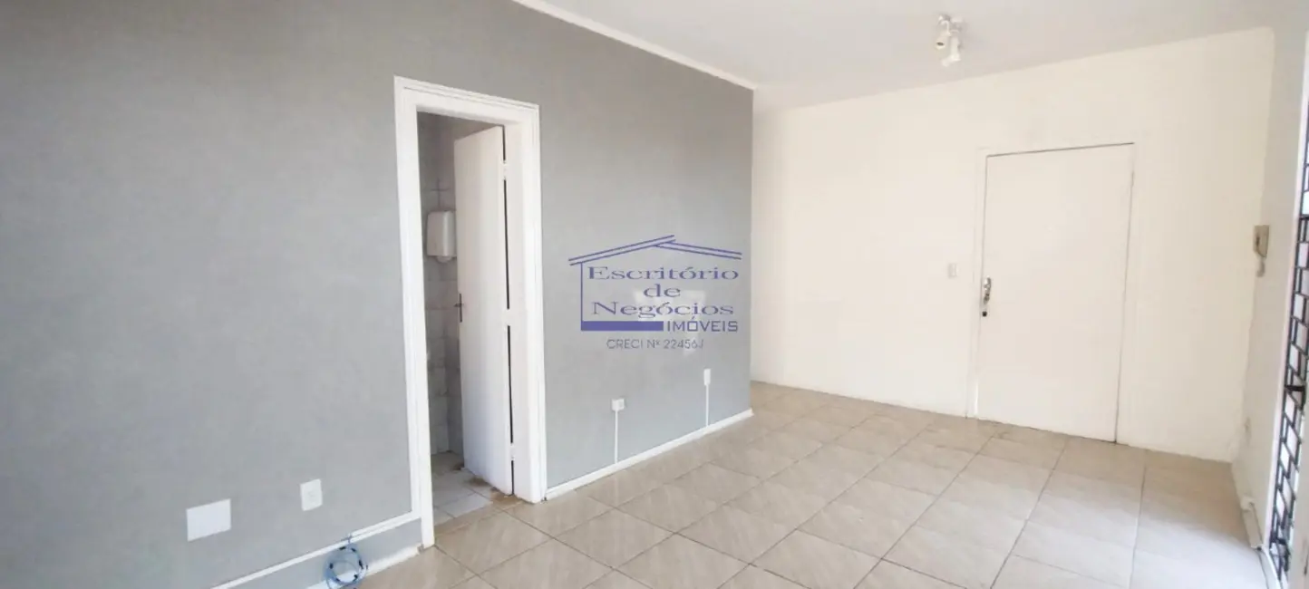 Foto 2 de Sala Comercial para alugar, 22m2 em Cavalhada, Porto Alegre - RS