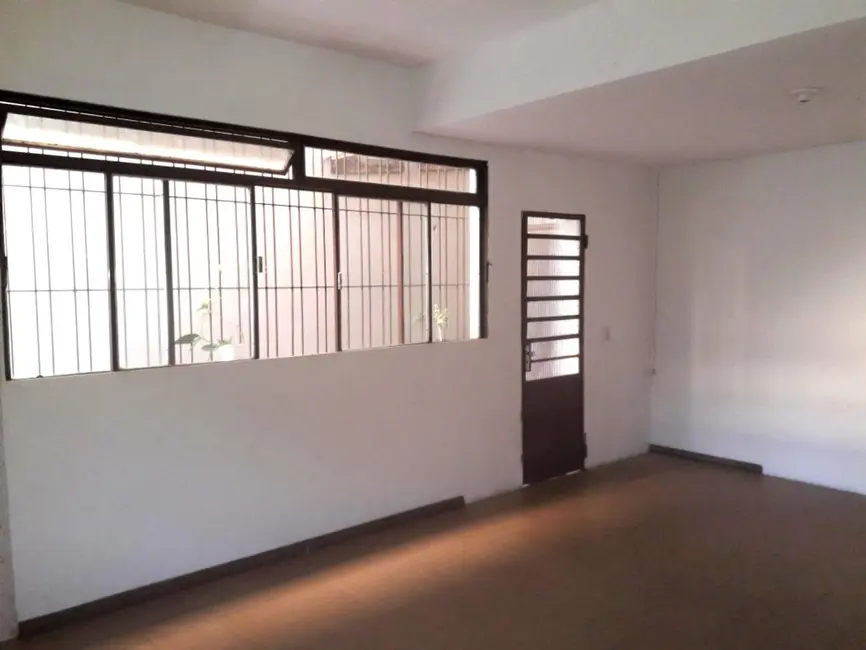 Apartamento com 1 quarto para alugar, 40m2 em Cristal, Porto Alegre - RS - imagem 3 Foto 3 de Apartamento com 1 quarto para alugar, 40m2 em Cristal, Porto Alegre - RS