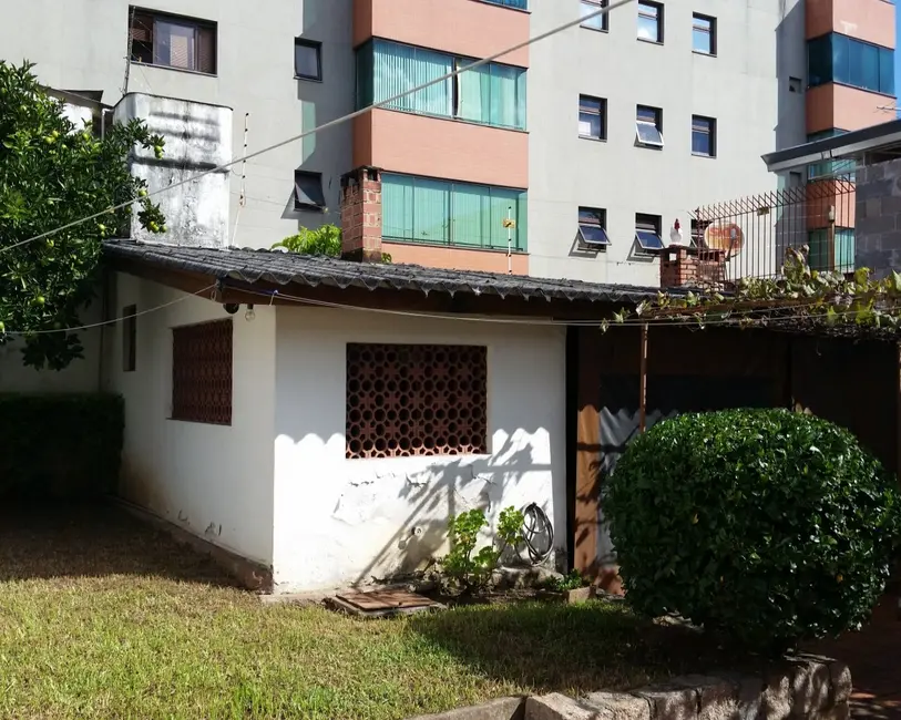 Foto 1 de Casa com 2 quartos à venda, 100m2 em Cavalhada, Porto Alegre - RS
