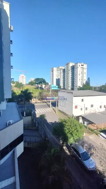 Foto 5 de Apartamento com 2 quartos à venda, 61m2 em Cavalhada, Porto Alegre - RS