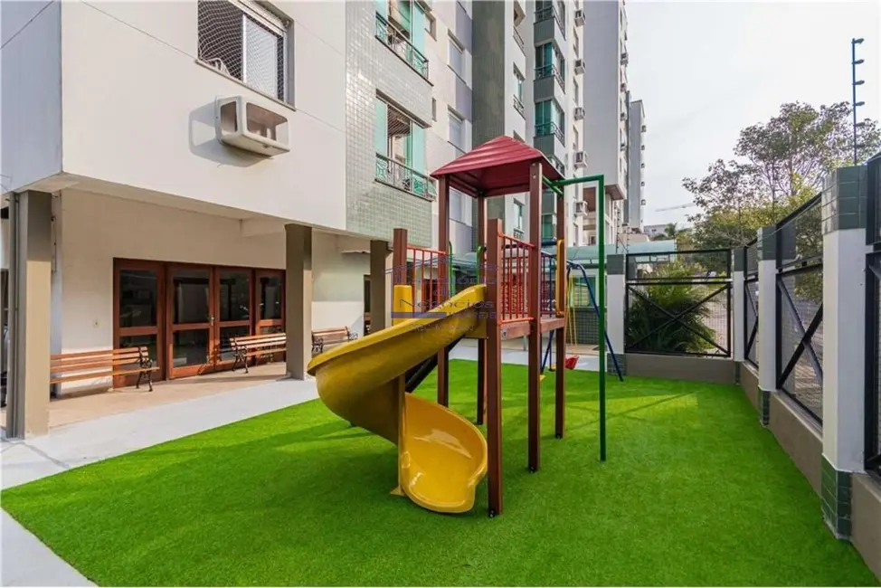 Apartamento com 2 quartos à venda, 61m2 em Cavalhada, Porto Alegre - RS - imagem 1 Foto 1 de Apartamento com 2 quartos à venda, 61m2 em Cavalhada, Porto Alegre - RS
